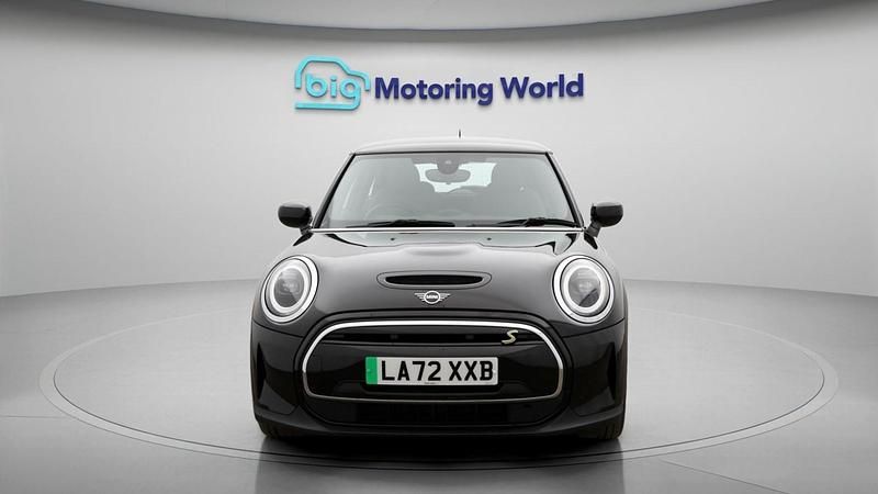Used Mini Cooper S Hatch 135 kW (184 HP) 2022 Black Hatchback
