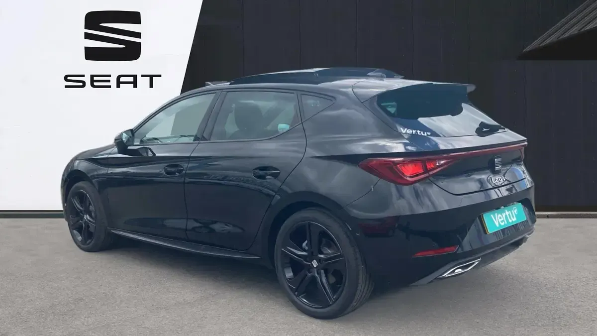 New Seat Leon Black Edition 116 HP (85 kW) 2026 Midnight black  metallic Estate
