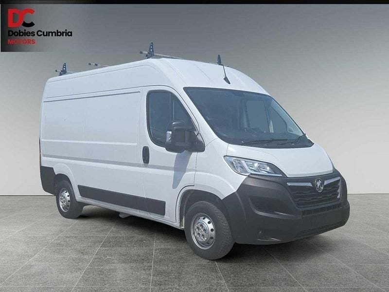 White Used 2022 Vauxhall Movano S Van | £13,450 (Good price) - Image 1/4