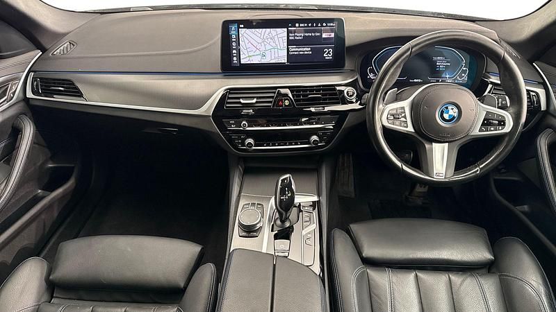 Used BMW 530e M Sport 288 HP (211 kW) 2022 Black Estate