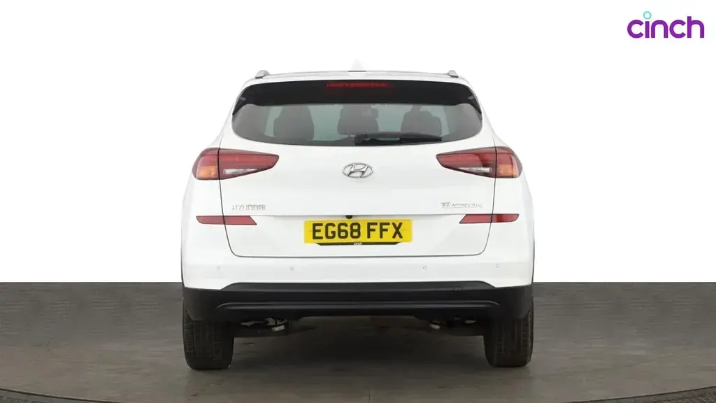 Used Hyundai Tucson SE 2019 White SUV
