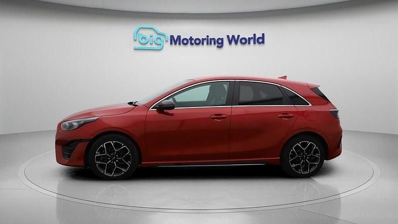 Used Kia Ceed GT-Line 138 HP (101 kW) 2025 Red Hatchback
