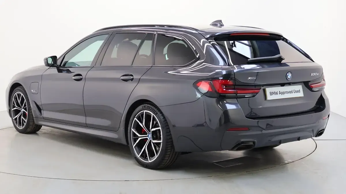Used BMW 530e M Sport 288 HP (211 kW) 2024 Grey Estate