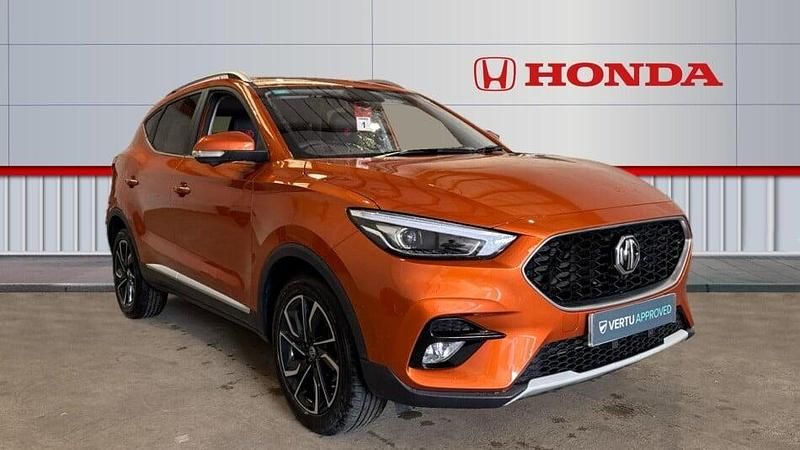 Orange Used 2024 MG ZS Exclusive Sedan | £14,742 (Fair price) - Image 1/4