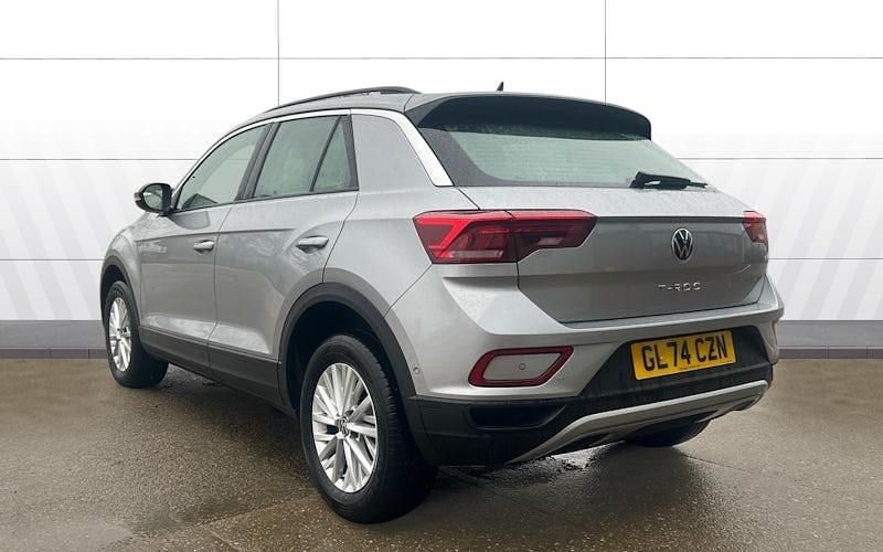 Used VW T-Roc Life 150 HP (110 kW) 2024 Silver SUV