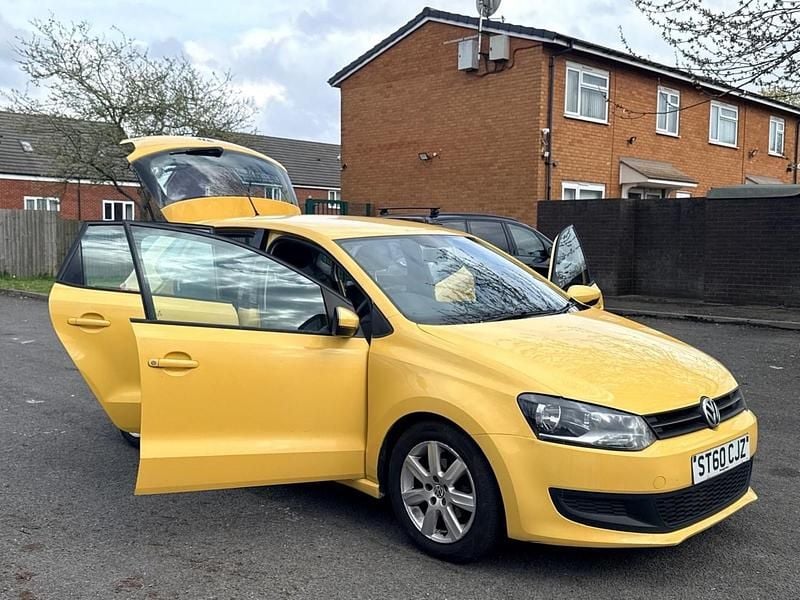Used VW Polo SE 2010 Yellow Hatchback