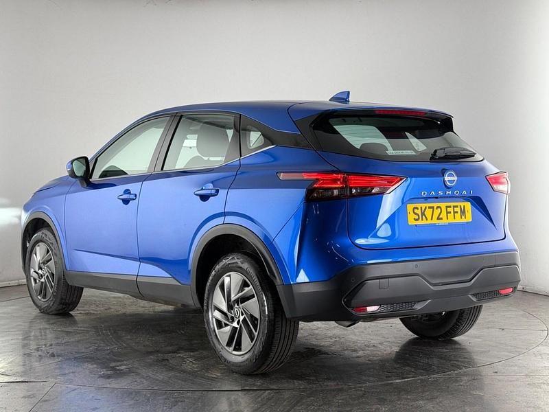 Used Nissan Qashqai Acenta Premium 140 HP (102 kW) 2022 Blue SUV