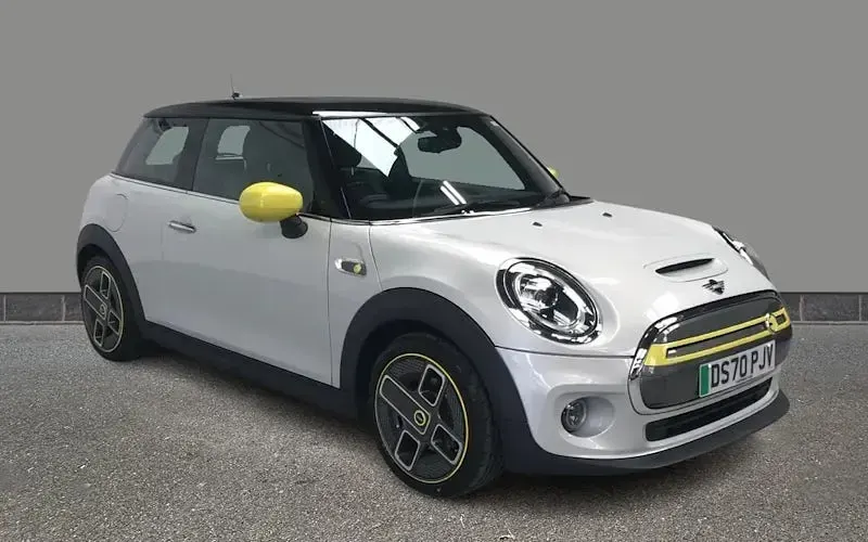 Used Mini Cooper Level 2 135 kW (184 HP) 2020 Hatchback