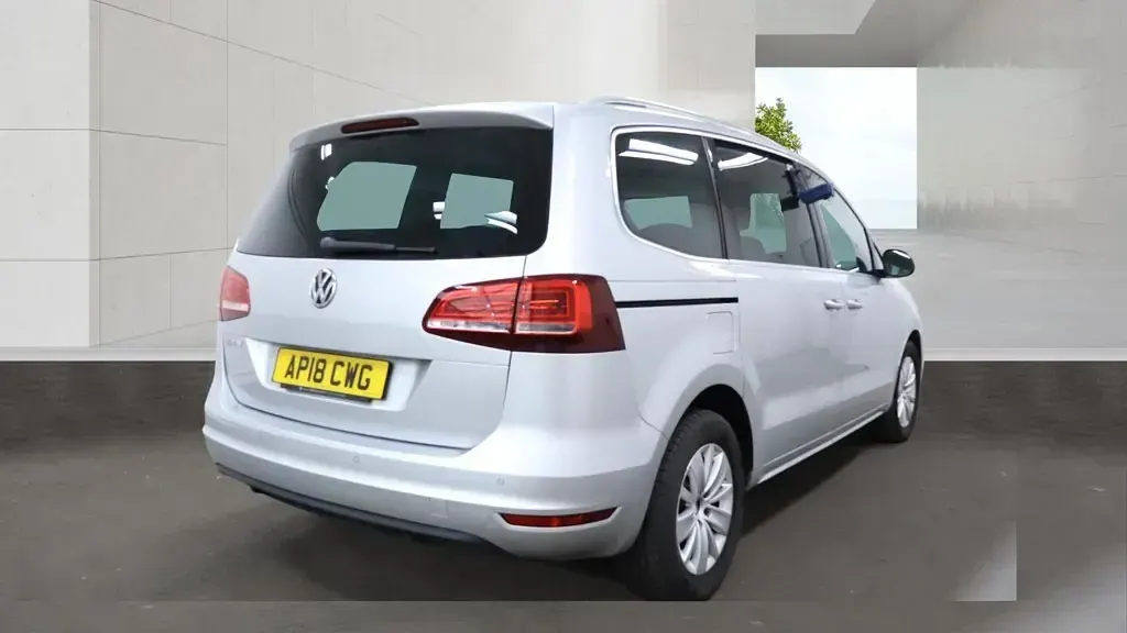 Used VW Sharan SE 150 HP (110 kW) 2018 Reflex silver MPV
