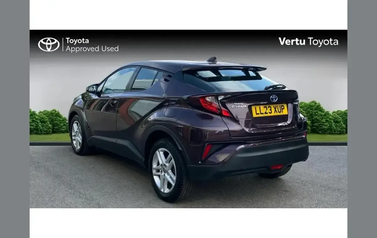 Used Toyota C-HR 122 HP (89 kW) 2023 Other SUV
