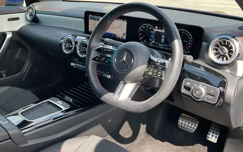 Used Mercedes E250 AMG line 218 HP (160 kW) 2025 Blue Sedan