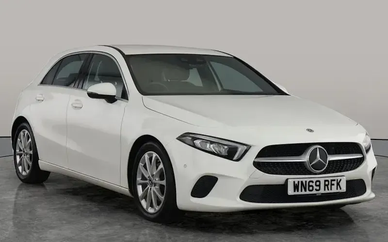 Used Mercedes A180 Executive 116 HP (85 kW) 2019 White Hatchback