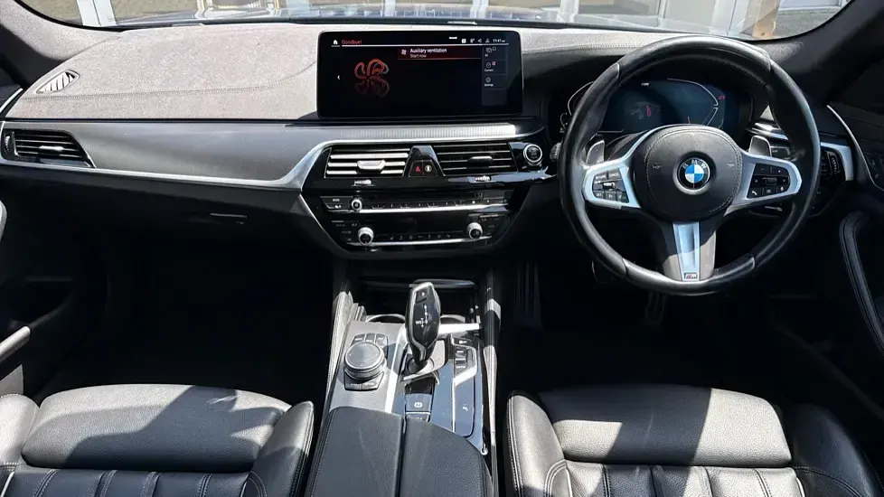 Used BMW 520 M Sport 187 HP (137 kW) 2022 Blue Sedan