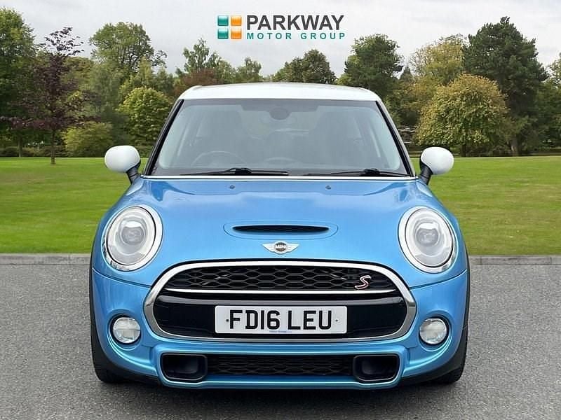 Begagnad Mini Cooper S Hatch 170 HK (125 kW) 2016 Blå Halvkombi