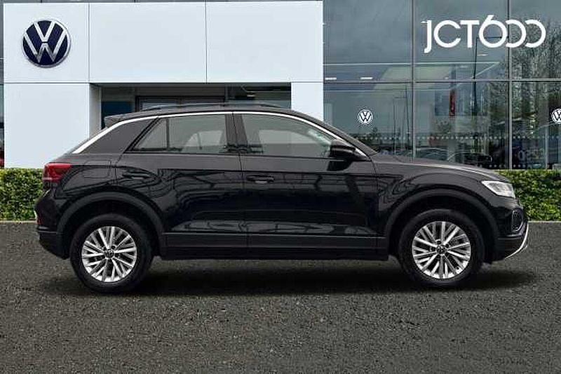 Used VW T-Roc 150 HP (110 kW) 2024 SUV