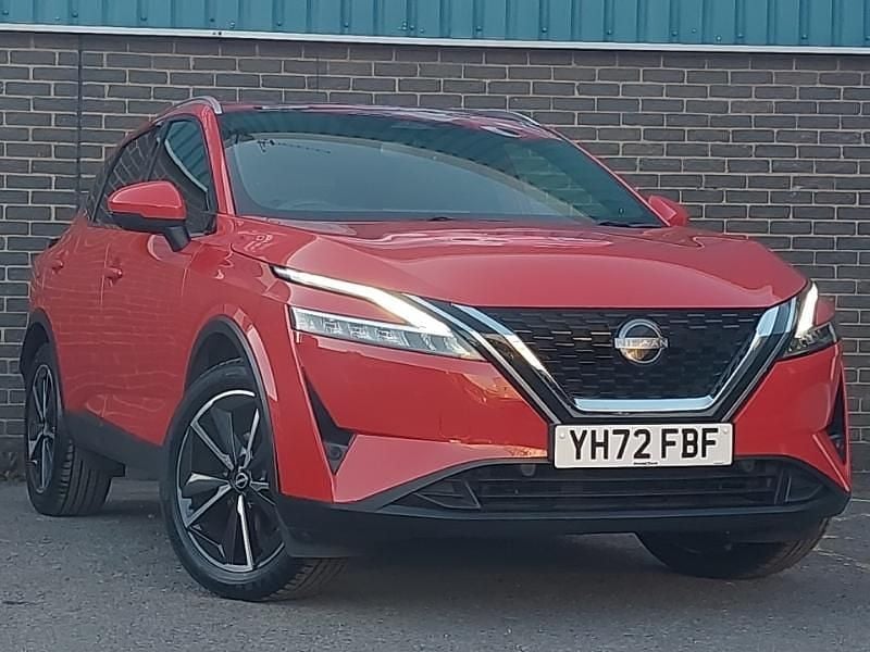 Red Used 2022 Nissan Qashqai Tekna SUV | £19,998 (Expensive) - Image 1/4