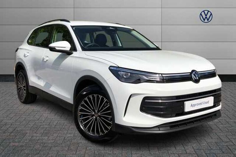 New 2024 VW Tiguan Life SUV | £31,990 (Good price) - Image 1/4