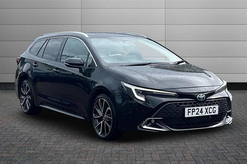 Eclipse black Used 2024 Toyota Corolla | £27,150 (Expensive) - Image 1/3