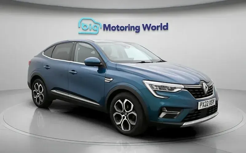 Used Renault Arkana Version S 140 HP (102 kW) 2022 Blue SUV