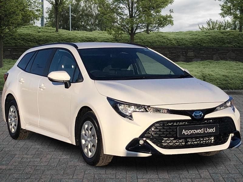 White Used 2024 Toyota Corolla | £20,400 (Super price) - Image 1/4