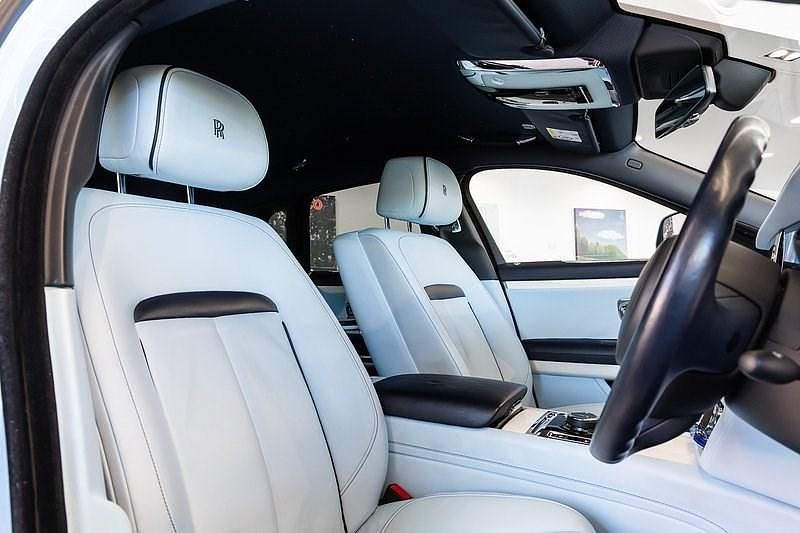 Used Rolls Royce Ghost 2022 Pebble paradiso & cassiopeia silver Sedan