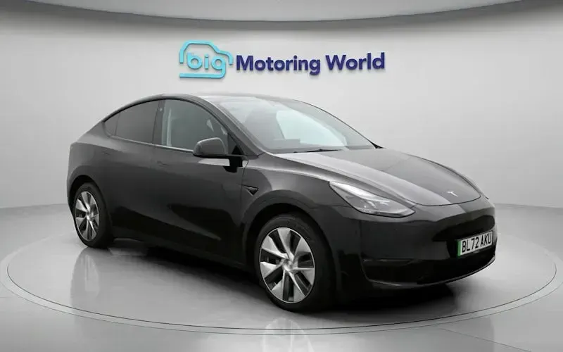 Used Tesla Model Y Long Range AWD 286 kW (389 HP) 2025 SUV