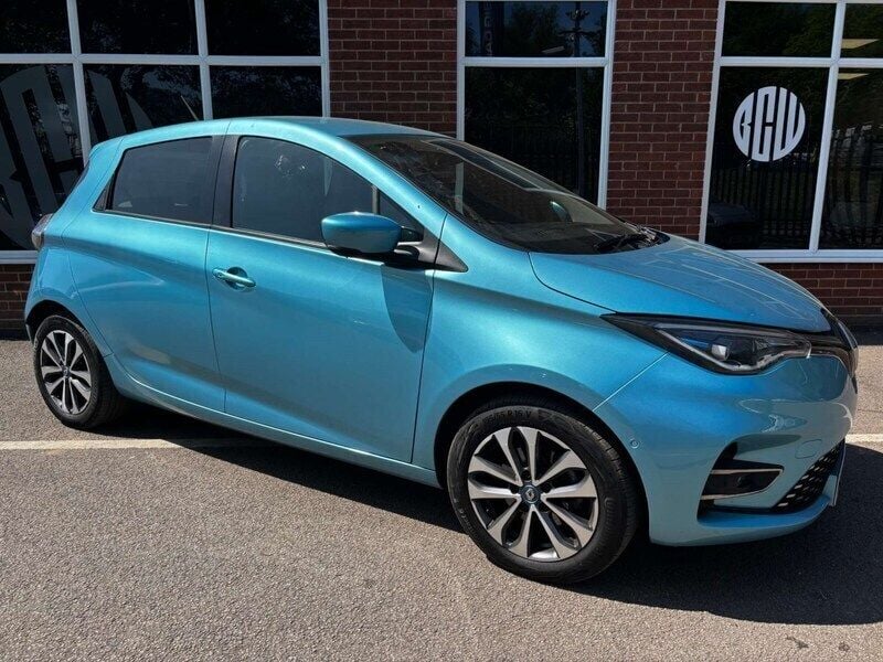 Blue Used 2020 Renault Rapid GT-Line Hatchback | £6,917 - Image 1/4