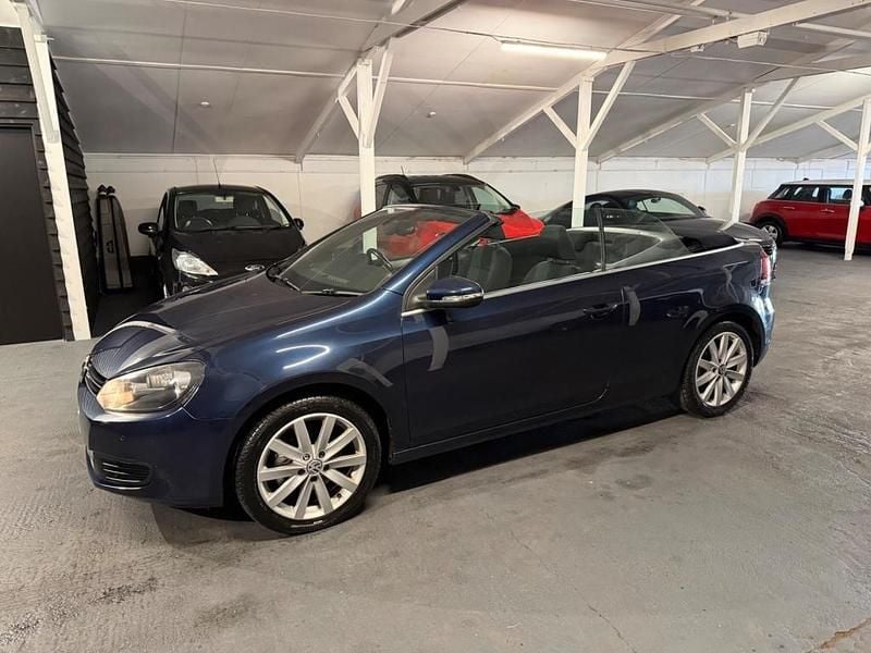 Used VW Golf Cabriolet SE 105 HP (77 kW) 2015 Blue Cabriolet