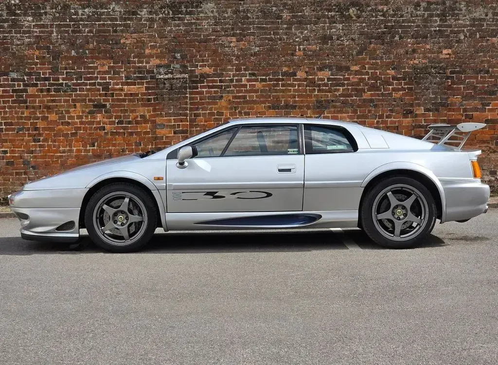 Used Lotus Esprit 349 HP (256 kW) 2000 Silver Coupe
