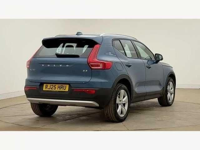 Used Volvo XC40 Core 161 HP (118 kW) 2025 Blue SUV