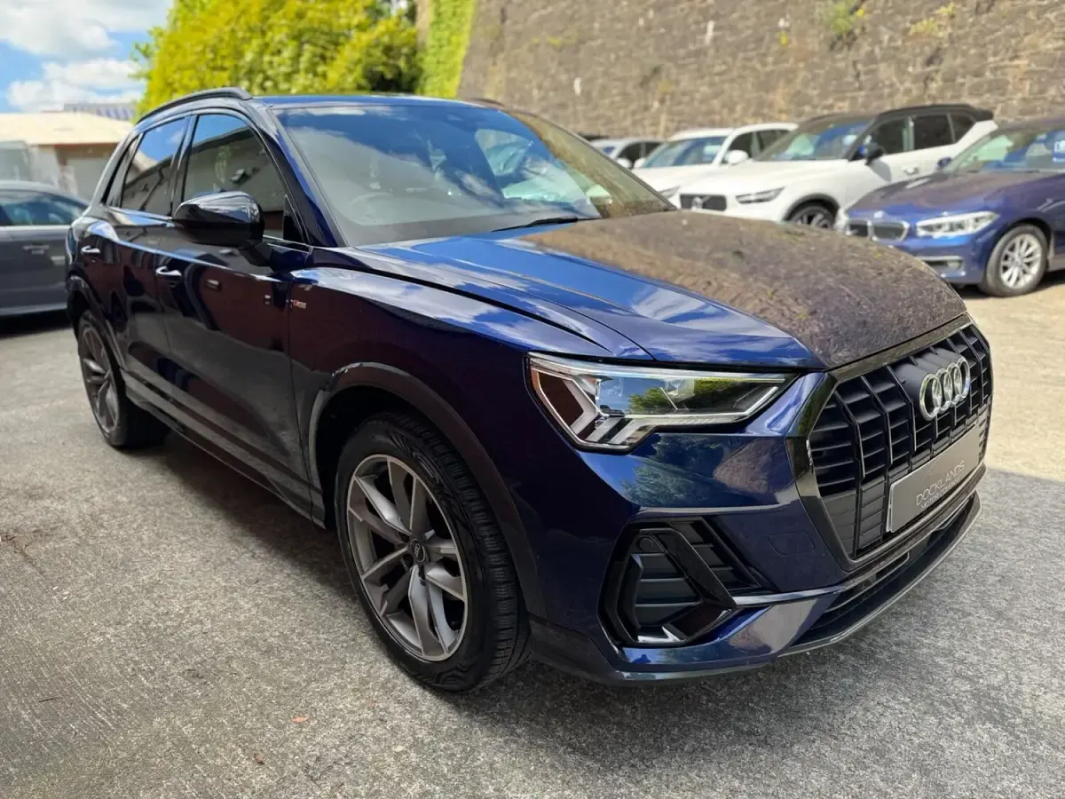 Used Audi Q3 Black Edition 150 HP (110 kW) 2023 Blue SUV