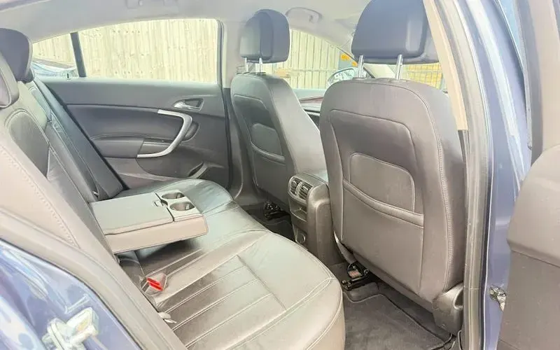 Used Vauxhall Insignia Elite 160 HP (117 kW) 2009 Black Hatchback