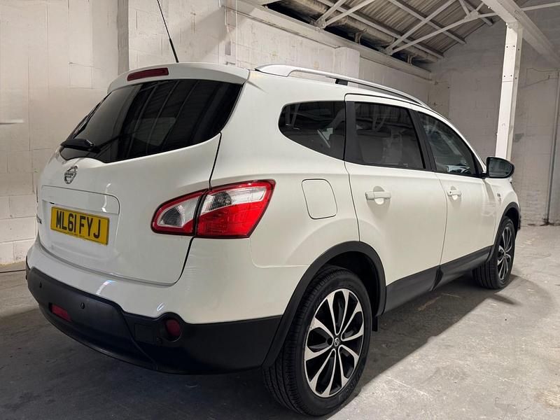 Used Nissan Qashqai +2 N-TEC 117 HP (86 kW) 2011 White SUV