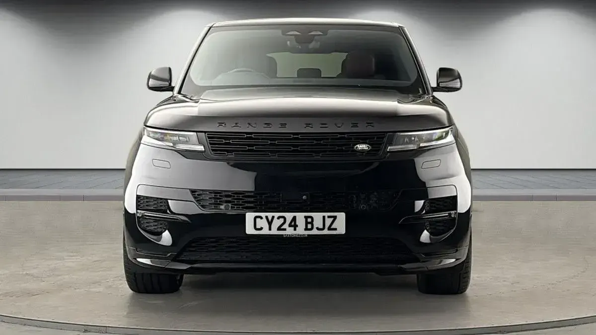 Used Land Rover Range Rover Sport SE Dynamic 2024 Santorini black SUV