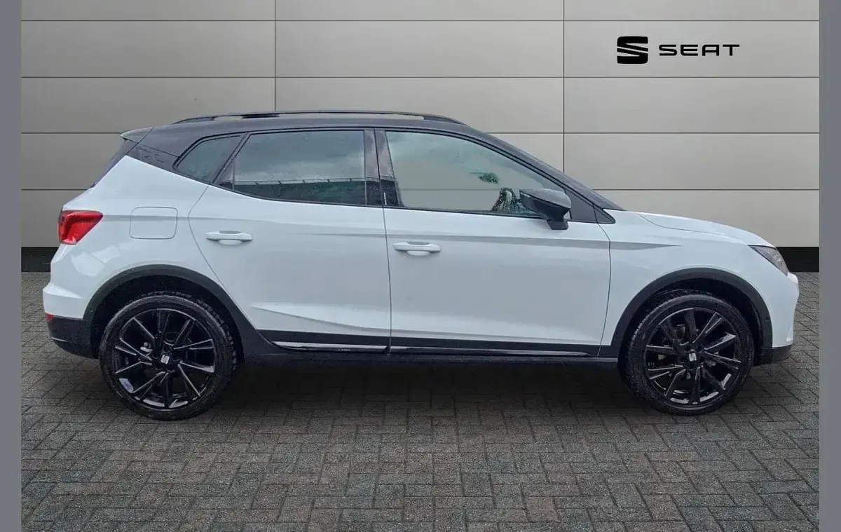 Used Seat Arona Black Edition 115 HP (84 kW) 2025 Metallic  graphene grey with black roof SUV