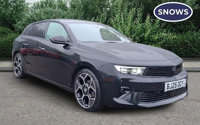 Used Vauxhall Astra Ultimate 131 HP (96 kW) 2026 Hatchback