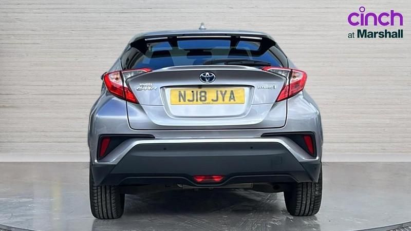 Used Toyota C-HR 122 HP (89 kW) 2018 Silver SUV