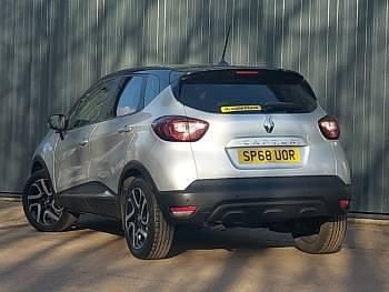 Used Renault Captur Iconic 90 HP (66 kW) 2018 Silver SUV