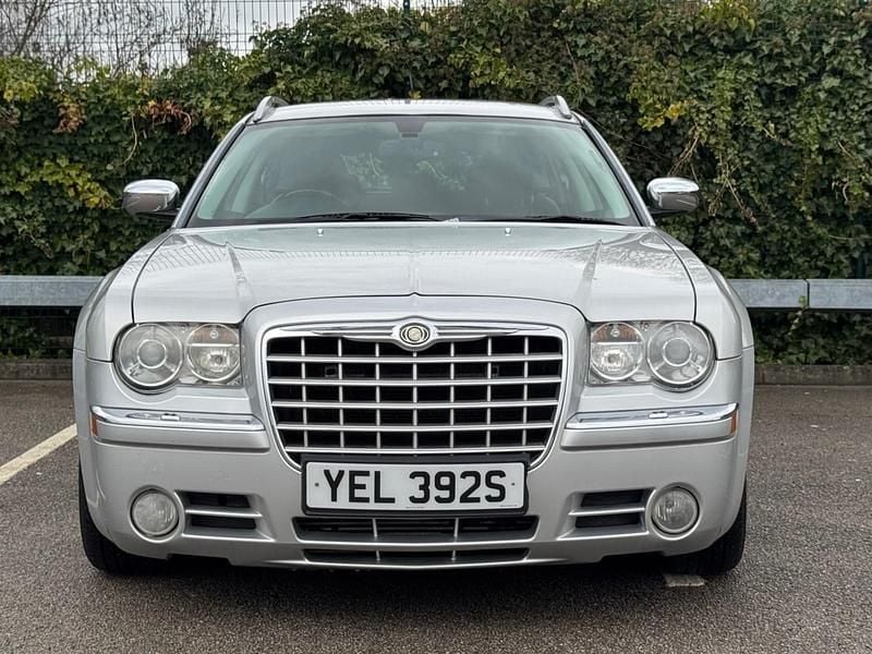 Used Chrysler 300C 2010 Silver Estate