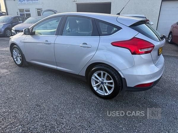 Used Ford Focus Zetec 100 HP (73 kW) 2017 Silver Hatchback
