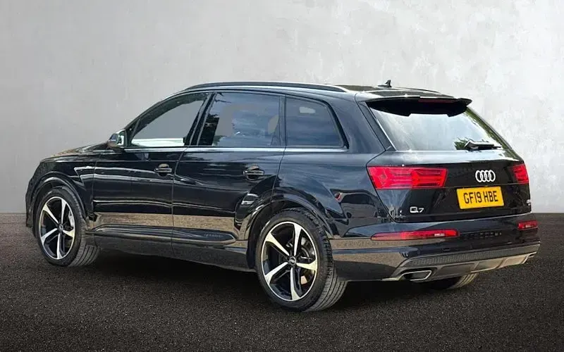 Used Audi Q7 Black Edition 286 HP (210 kW) 2019 SUV