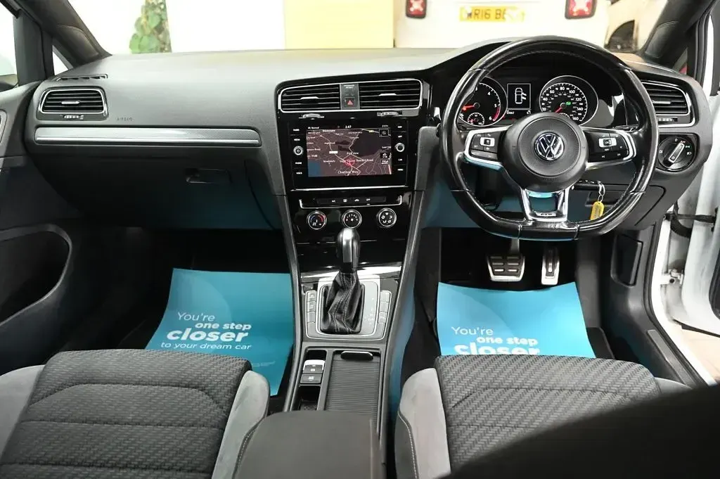 Used VW Golf VII R-line 2020 White Hatchback