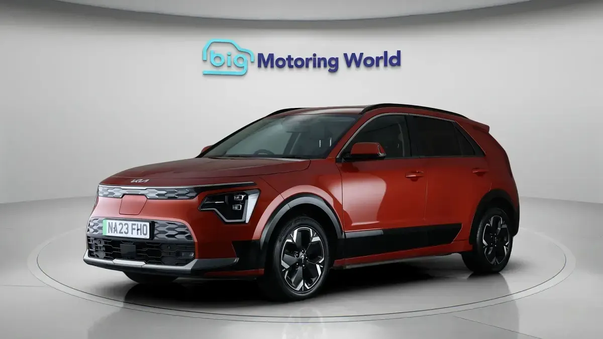 Begagnad Kia e-Niro 147 kW (201 HK) 2023 SUV