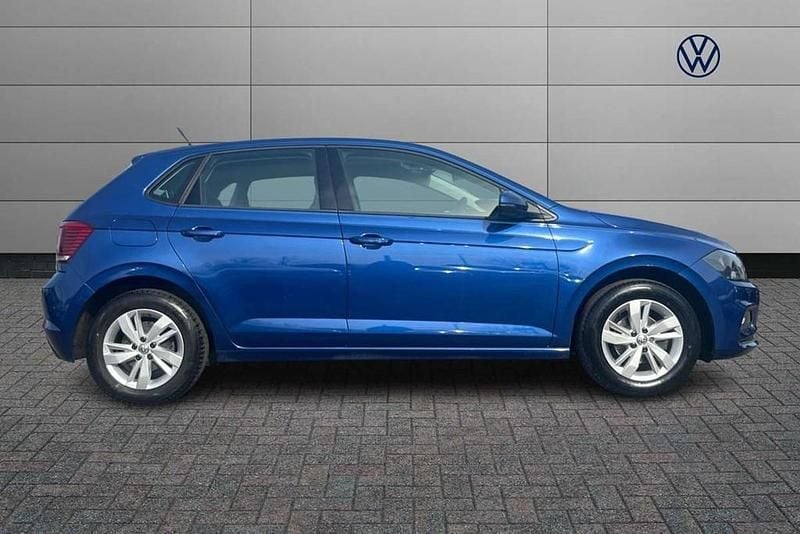 Used VW Polo SE 95 HP (69 kW) 2019 Blue Hatchback