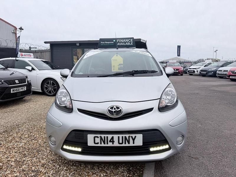 Used Toyota Aygo 68 HP (50 kW) 2014 Silver Hatchback