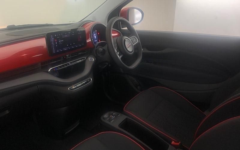 Used Fiat 500e Red 86 kW (118 HP) 2026 Hatchback