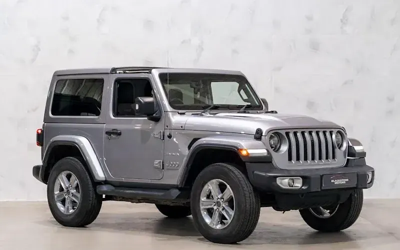 Used Jeep Wrangler Sahara 272 HP (200 kW) 2019 SUV