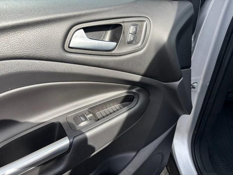 Used Ford Kuga Titanium 120 HP (88 kW) 2018 Silver SUV