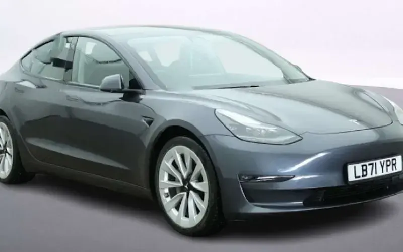 Używany Tesla Model 3 Long Range AWD 258 kW (351 KM) 2023 Sedan/Limuzyna