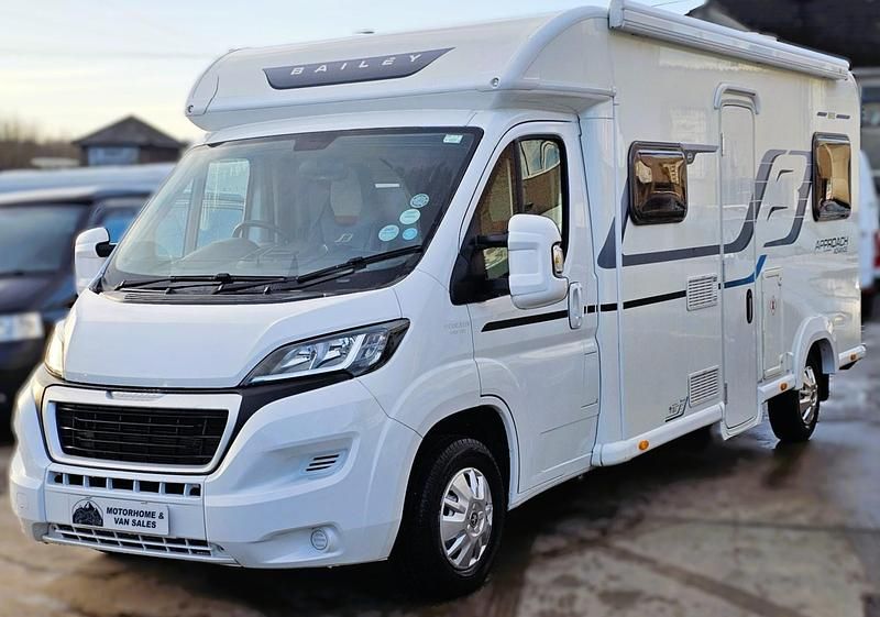 Used Peugeot Boxer 2017 White Van
